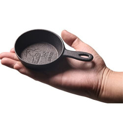 DIYARTS Gusseisen Pfanne Mini kleine Bratpfanne Griff Metall Modell Gaskocher Universal Gusseisen Bratpfanne vorgewürzte Pfan