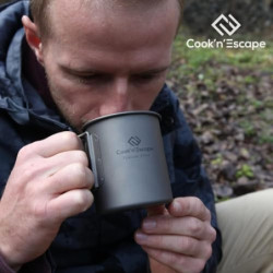 COOKNESCAPE Titan 375ml Camping Becher Open Fire Pot mit faltbaren Griffen für Rucksacktouren im Freien…