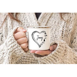 Tassendruck Emaille Tasse Camping PERSONALISIERT mit Wunschname - Geschenk Campingurlaub/Persönliche Campingtasse mit Herz - 