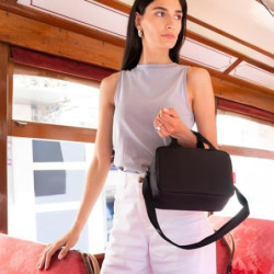 reisenthel coolerbag-to-go Black - Kleine Lunch-Kühltasche zum Umhängen –Ideal für Picknicks, das Büro und unterwegs