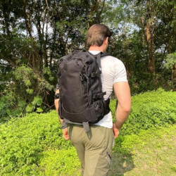 ENJOHOS 30L Militär Rucksack - Taktischer Reiserucksack mit 30L Volumen und Survival Daypack-Funktion für Trekking, Klettern,
