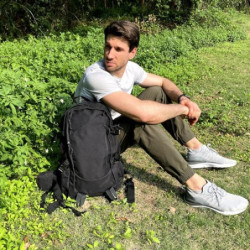 ENJOHOS 30L Militär Rucksack - Taktischer Reiserucksack mit 30L Volumen und Survival Daypack-Funktion für Trekking, Klettern,