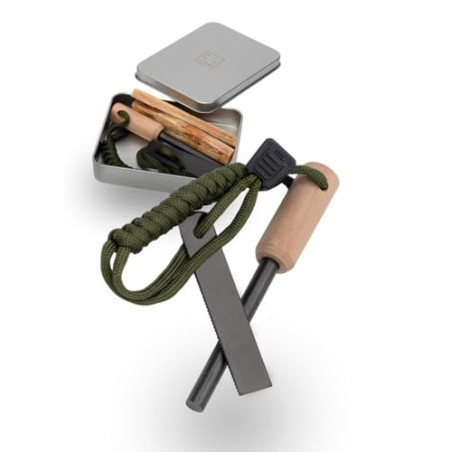 Lambda Coffee Feuerstahl Inkl. Metalldose zum Zunder sammeln & Kienspan I Magnesium Feuerstarter mit Holzgriff & Paracord I I
