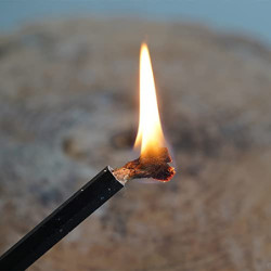 WDEC 4 Stück Wicks Zunder für Feuerstahl - Einfaches anzünden & Wasserfest - Für Lagerfeuer, Kamin oder Grill - 4 Zunderschnü