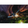 WIKA Feuerstahl, Feuerstarter mit wasserdichter Zunderdose aus Aluminium, Holzgriff und fluoreszierendem Paracordband, spezie