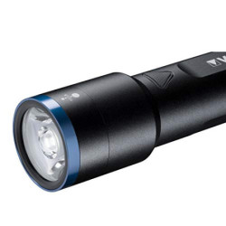 VARTA Taschenlampe LED inkl. 6x AA Batterien, Night Cutter F40 Premium Leuchte, Lampe 1000 Lumen Leuchtstärke, Taschenleuchte