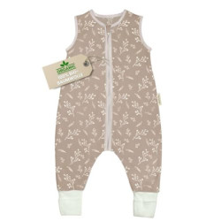 MOYO Baby Schlafsack mit Füßen in Taupe I Atmungsaktiver Babyschlafsack Winter in 100 cm I Gefütterter Ganzjahres Schlafsack 